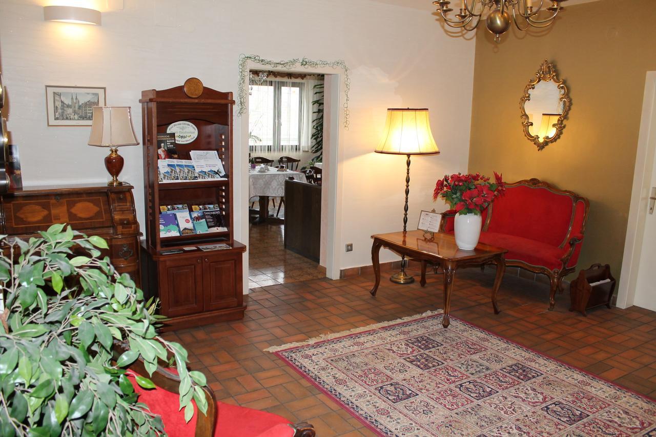 Aurelius Pension Baden bei Wien Zewnętrze zdjęcie