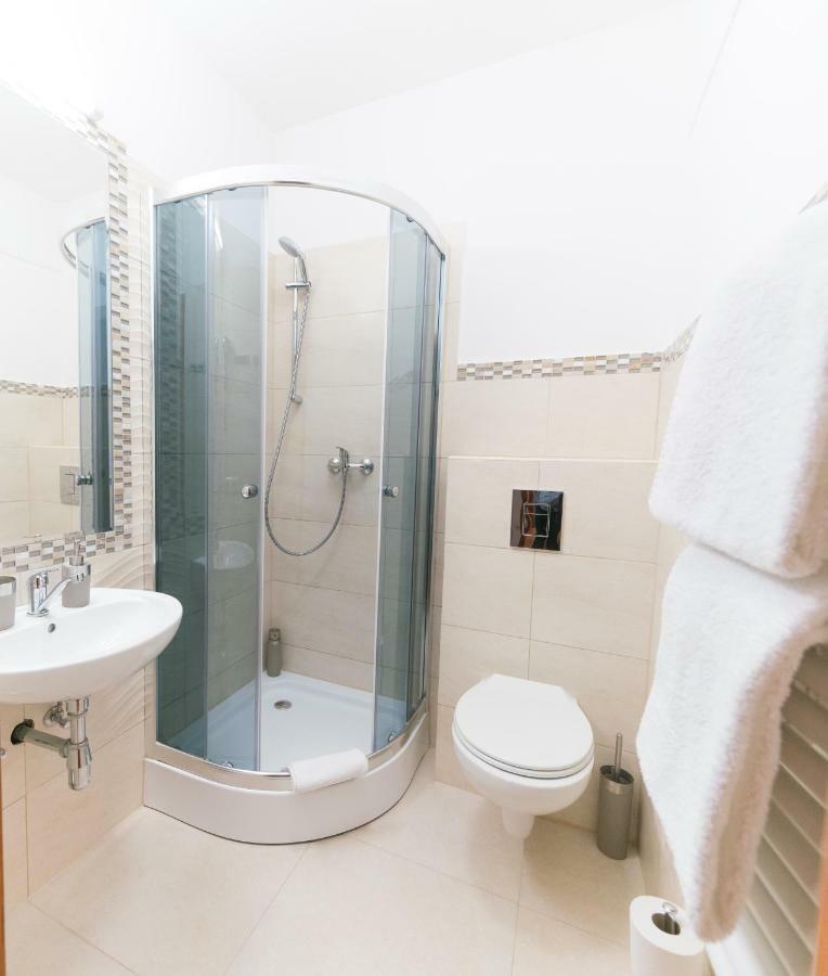 Aurelius Pension Baden bei Wien Zewnętrze zdjęcie